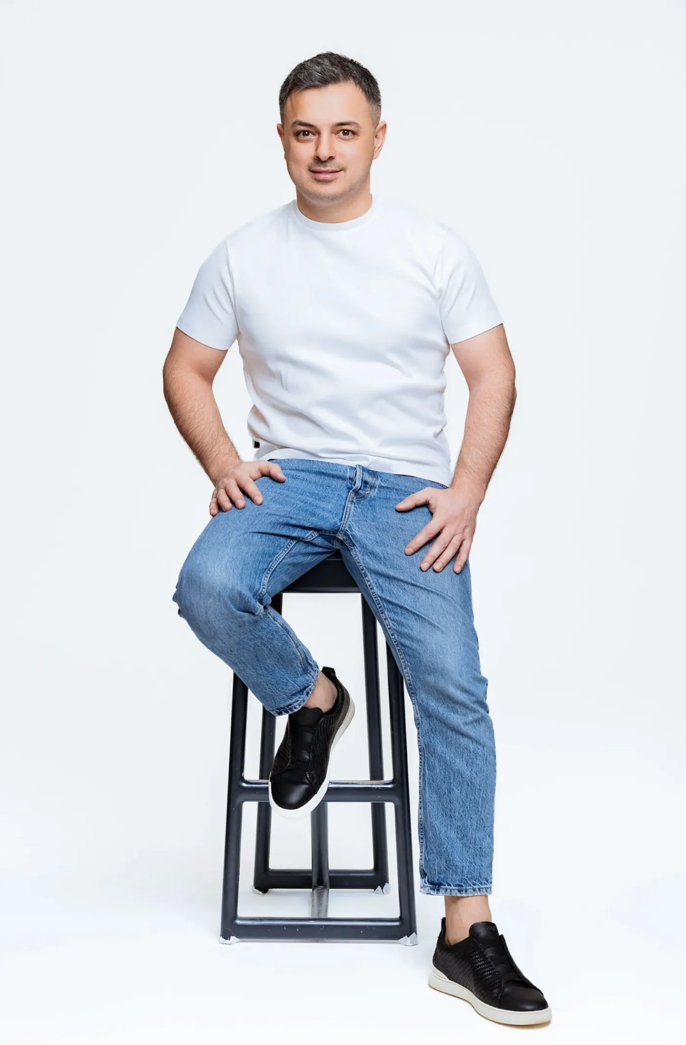 Рафаэл Манвелян — CEO SatoshiFriends.com